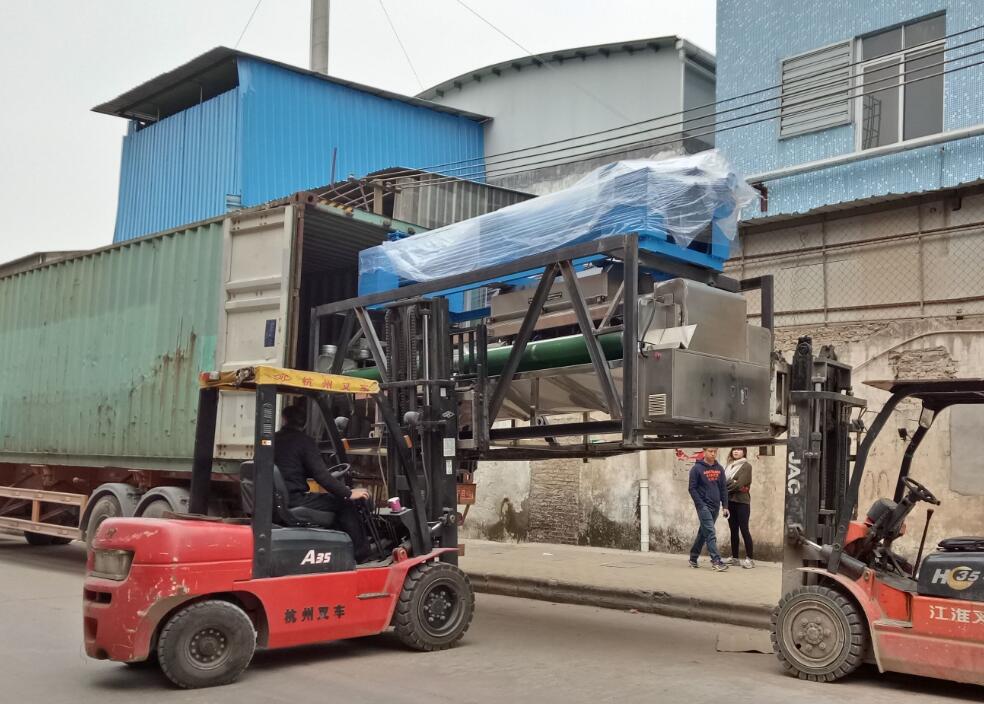 ɹ˿͑ӆͬӆُ(gu)4_(ti)ϴ·O(sh)